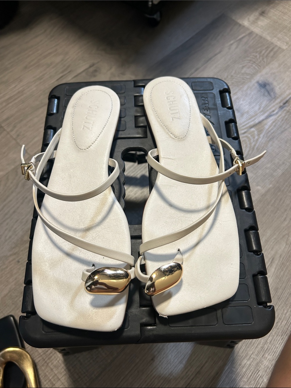 SCHUTZ Ivory and Gold Flat Sandals